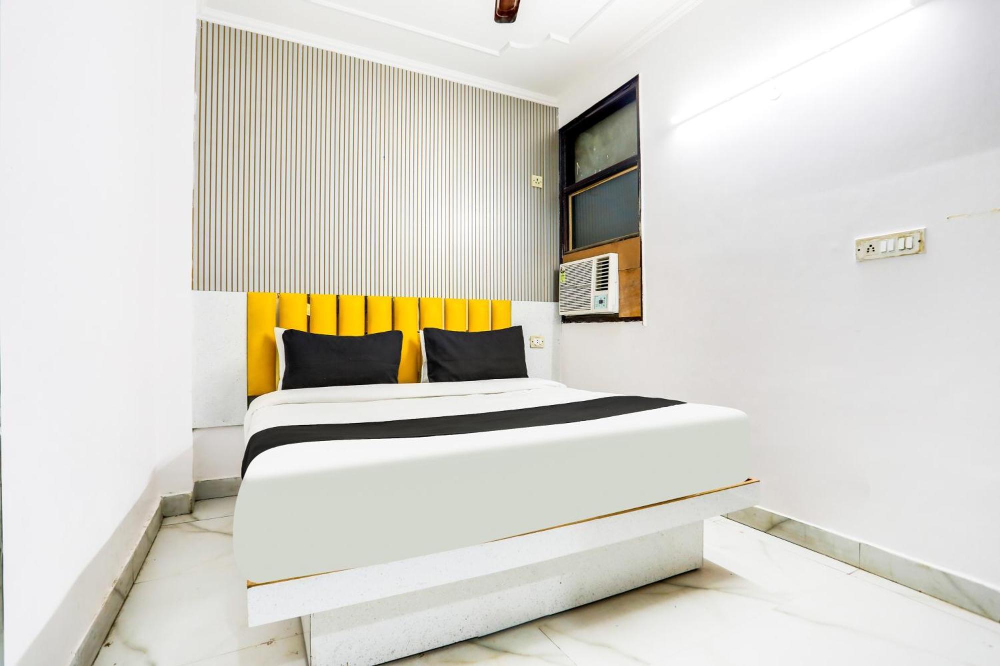 SPOT ON 82420 Hotel Anchal Dx Paharganj New Delhi Bagian luar foto