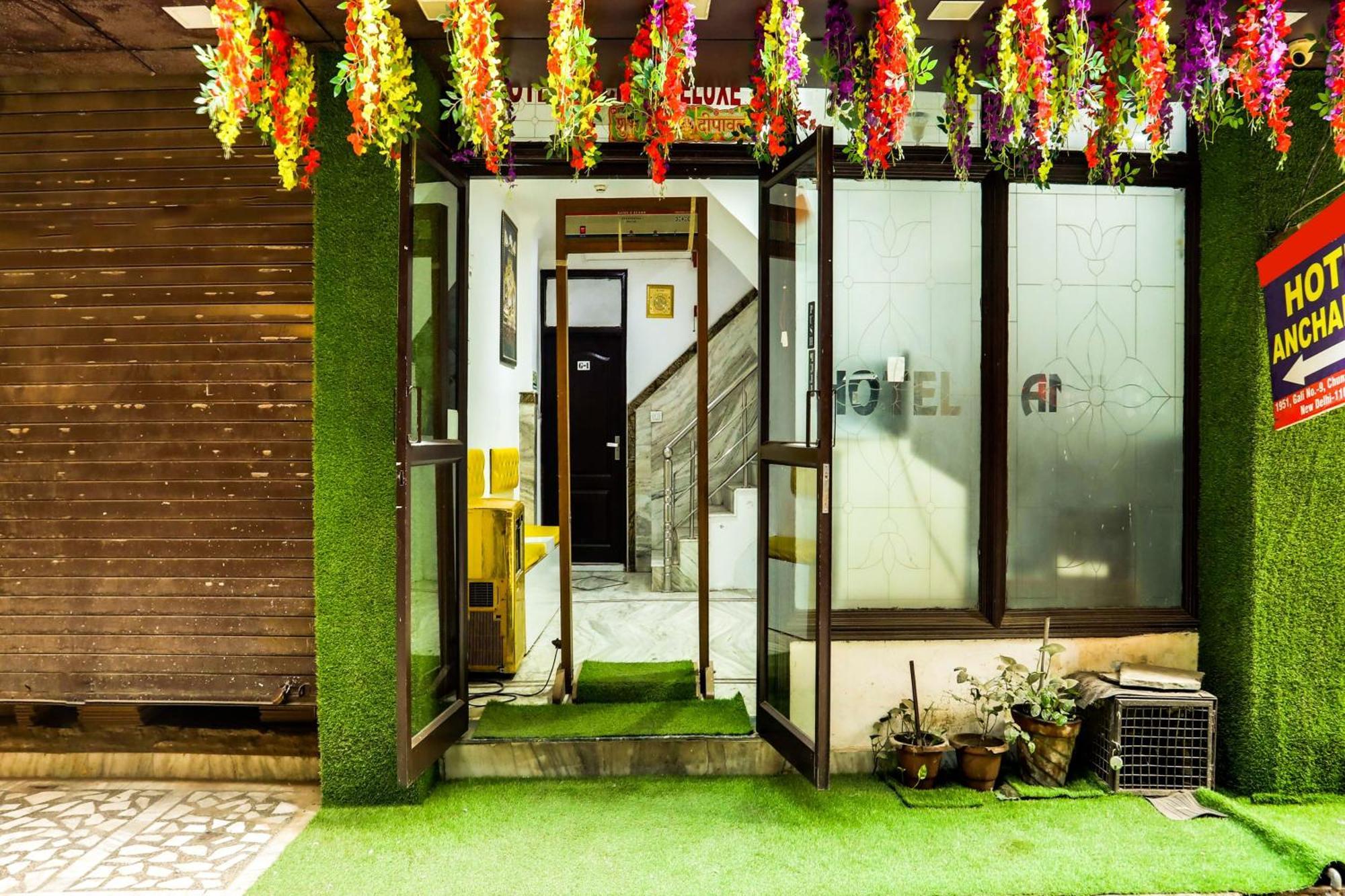 SPOT ON 82420 Hotel Anchal Dx Paharganj New Delhi Bagian luar foto
