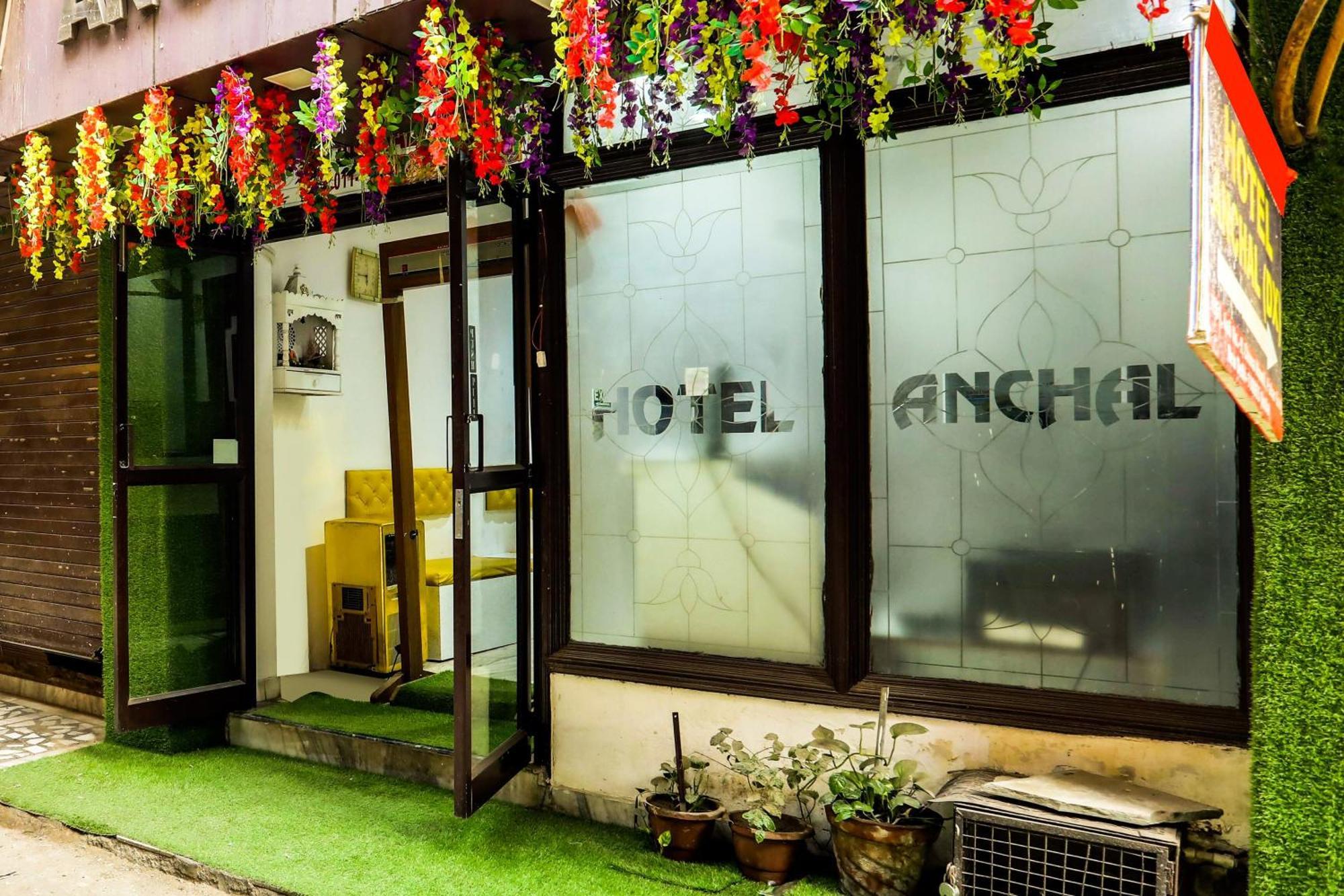 SPOT ON 82420 Hotel Anchal Dx Paharganj New Delhi Bagian luar foto